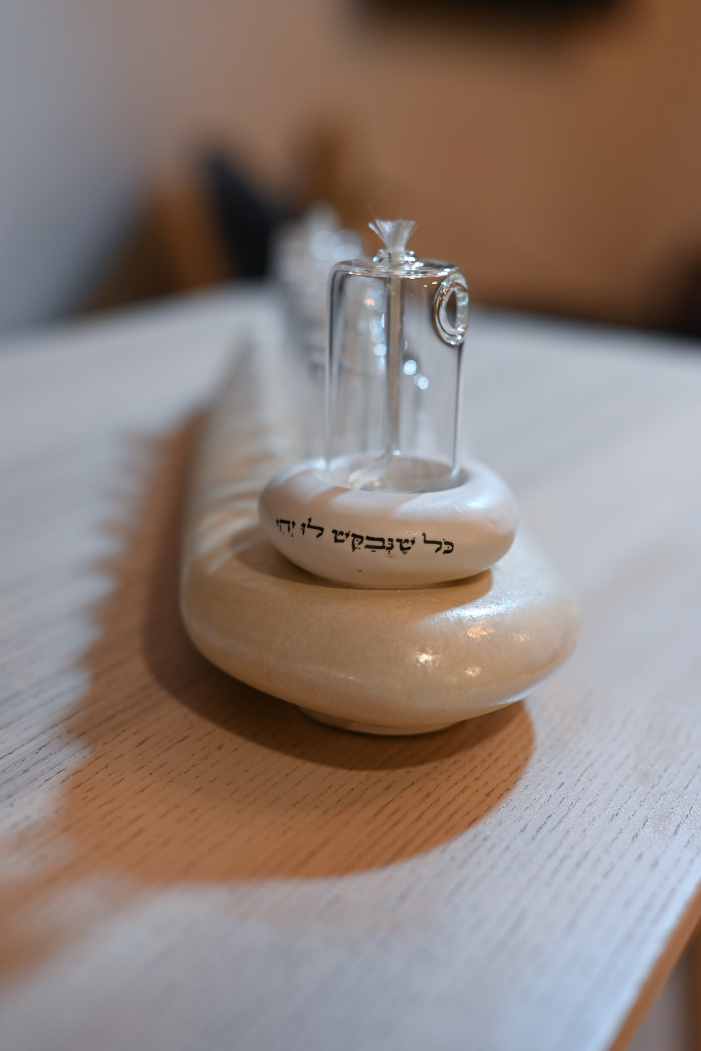 חנוכיה דגם פרח- ויהי אור | קולקציית טבע