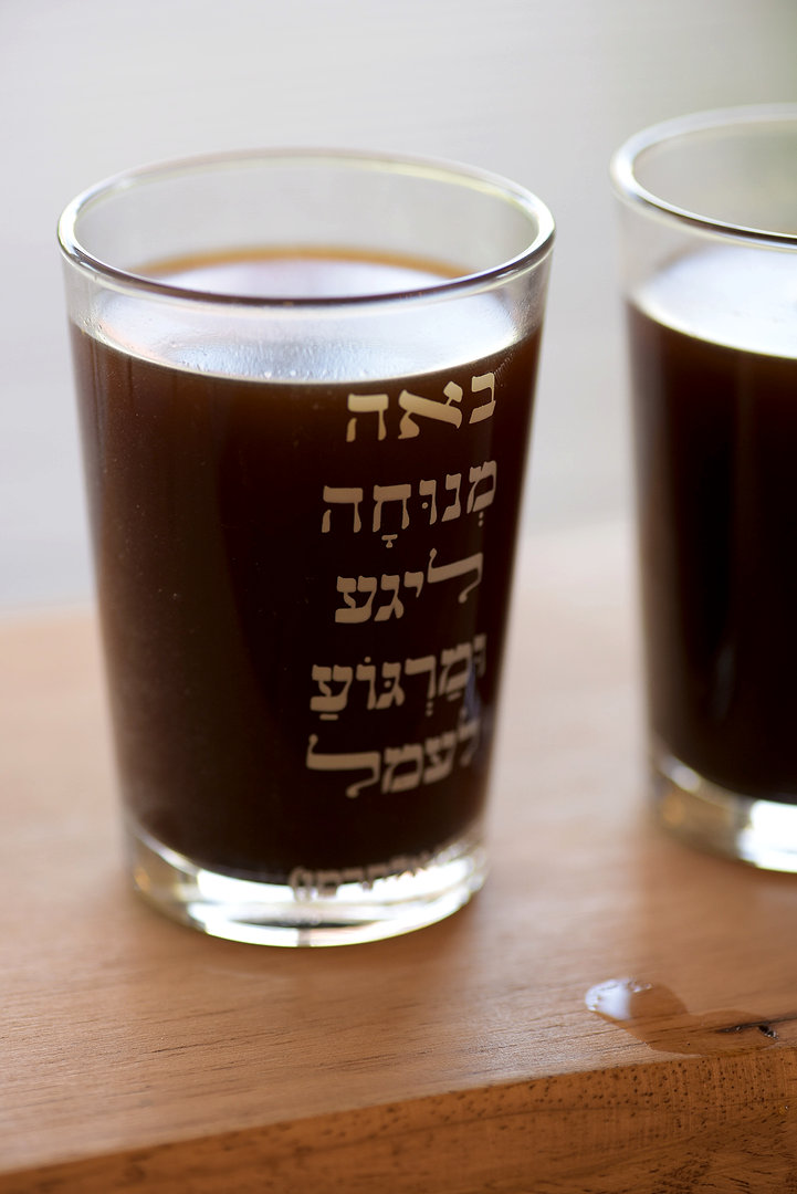 שחור חזק